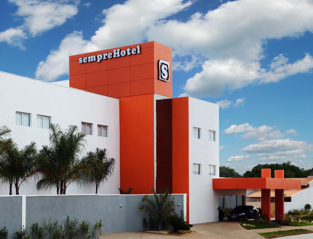 Semprehotel Três Lagoas エクステリア 写真